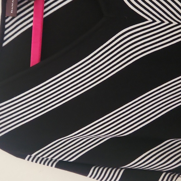 Women's blouse - Picture 8 of 8